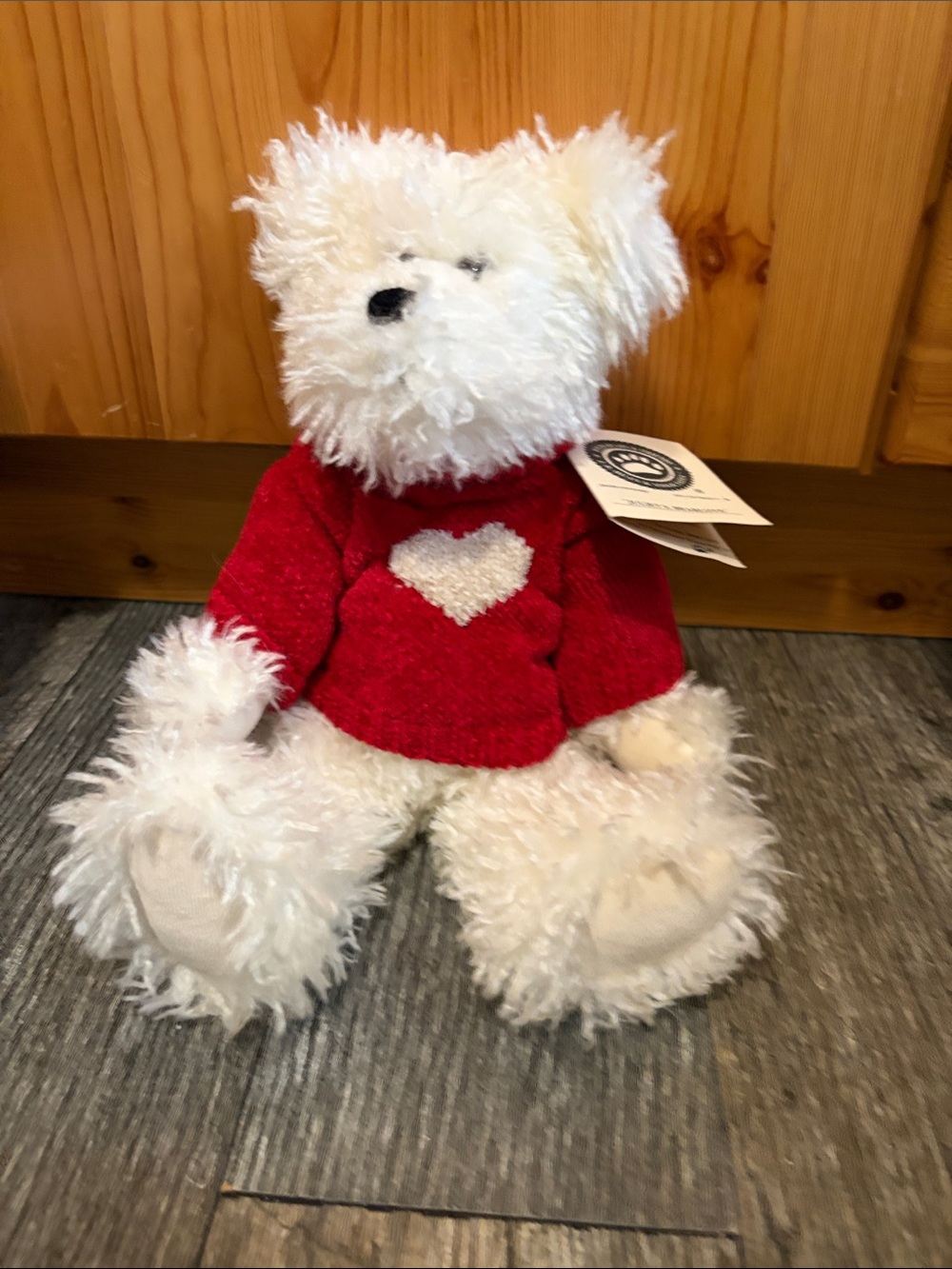 Boyds Bear Juliet S. Bearlove white bear with red heart sweater J.B. Bean